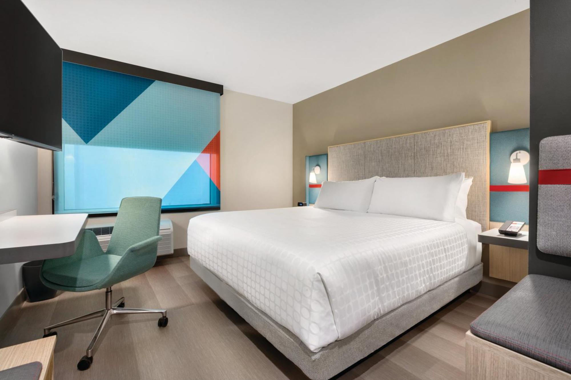 Standard King Room